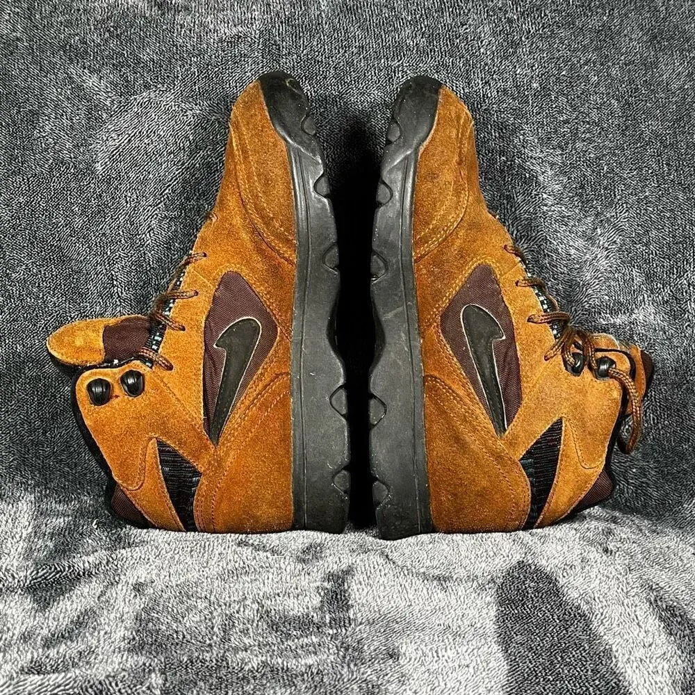 Nike ACG Air Vintage Hiking Boots men’s Size 7.5 Brown Leather Ankle Trail Cam